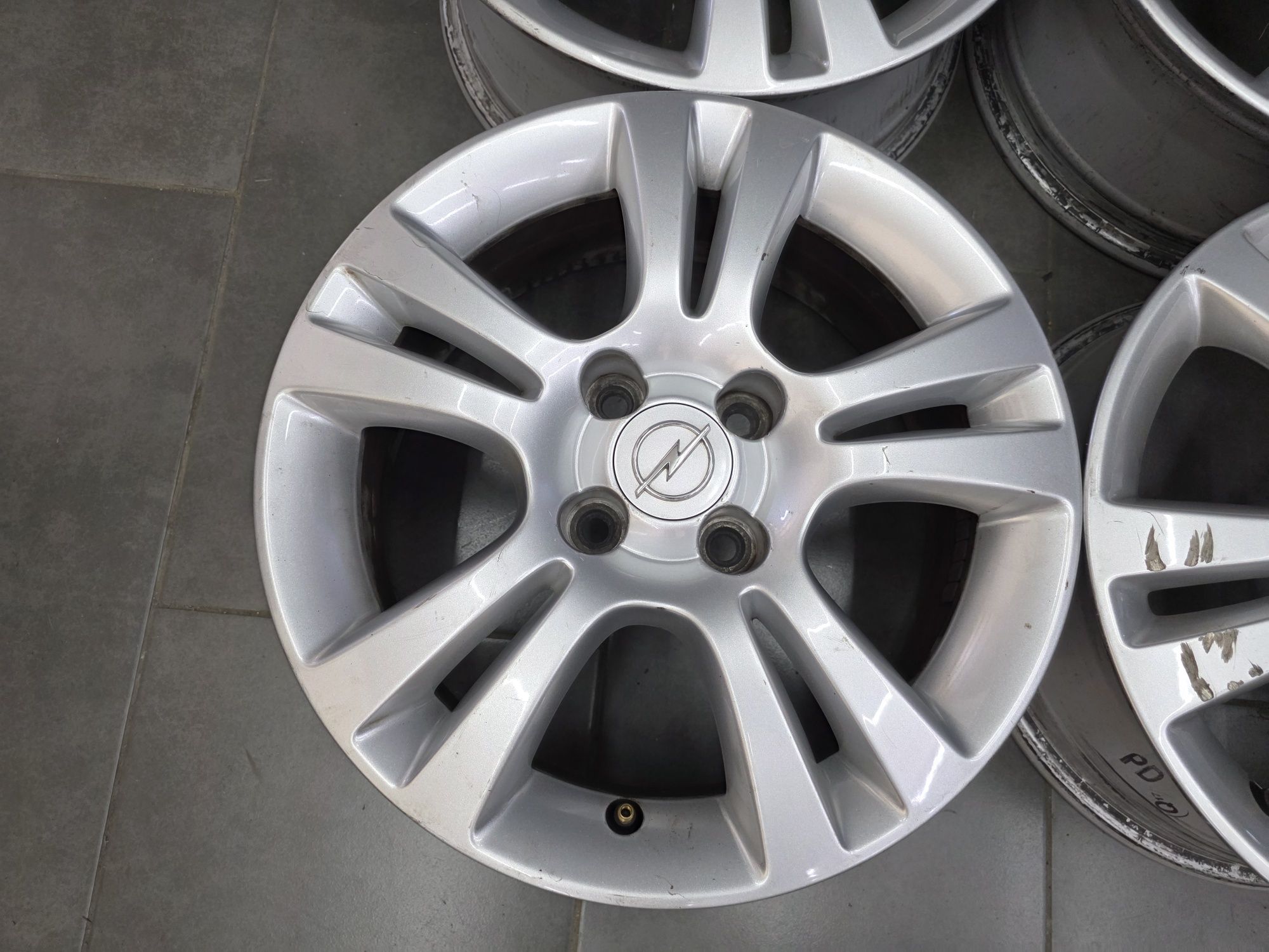 Джанти 15 - Opel Corsa D, E