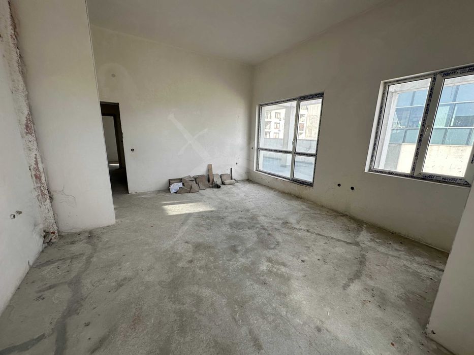 Продава се Тристаен апартамент в Пловдив, Съдийски - 76 кв.м за 1750 €/кв.м - Снимка #1