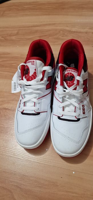 New Balance mărimea 44
