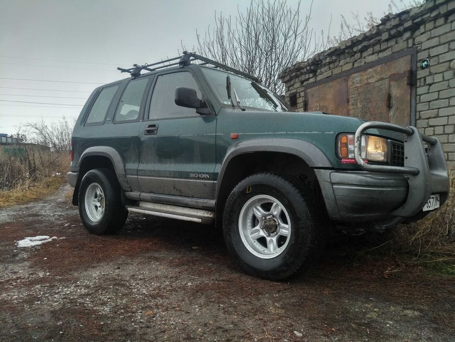 Продам серьезную машину Исузу Бигхорн.