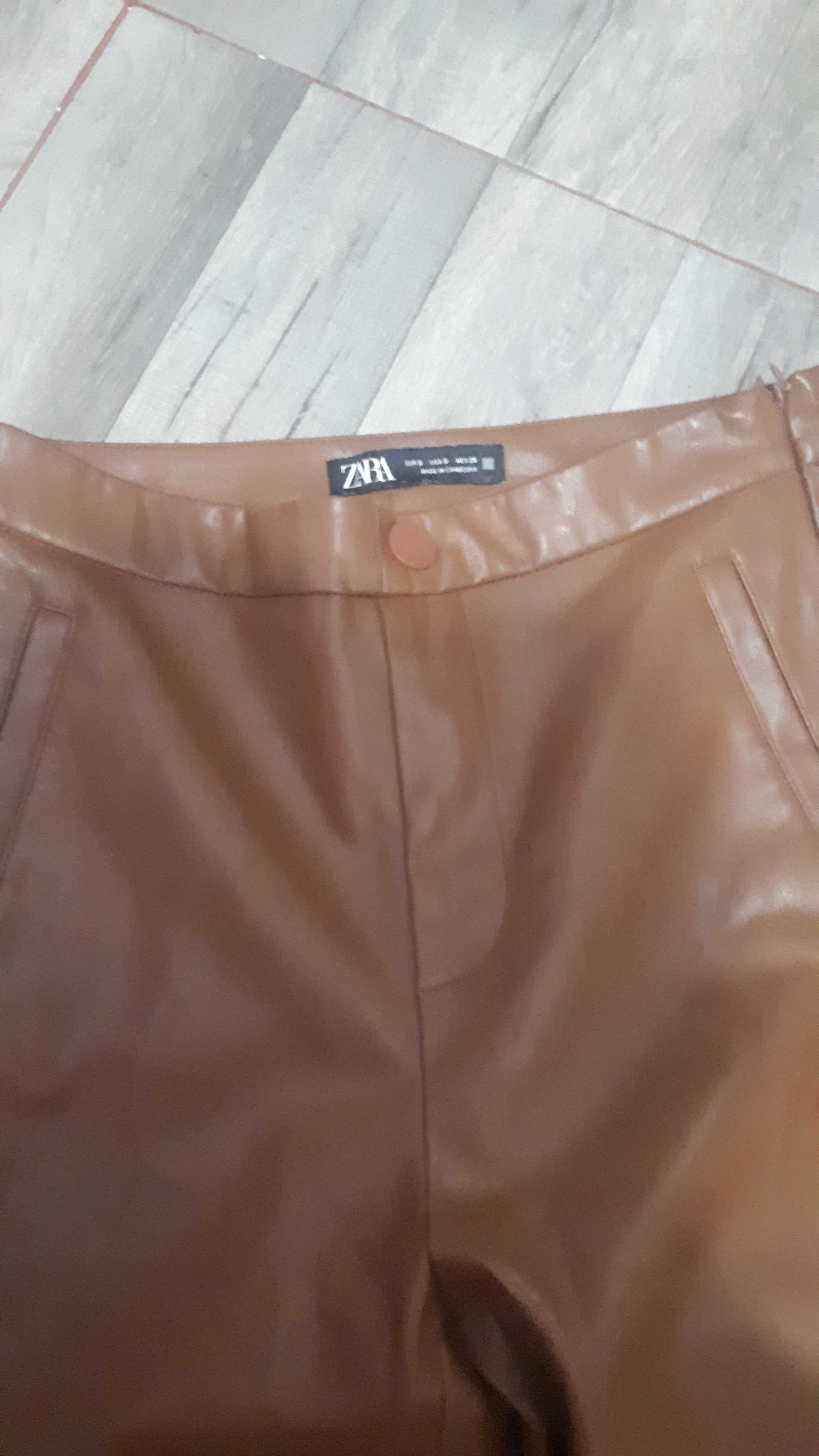 Pantaloni imitație piele zara marimea s preț 60lei