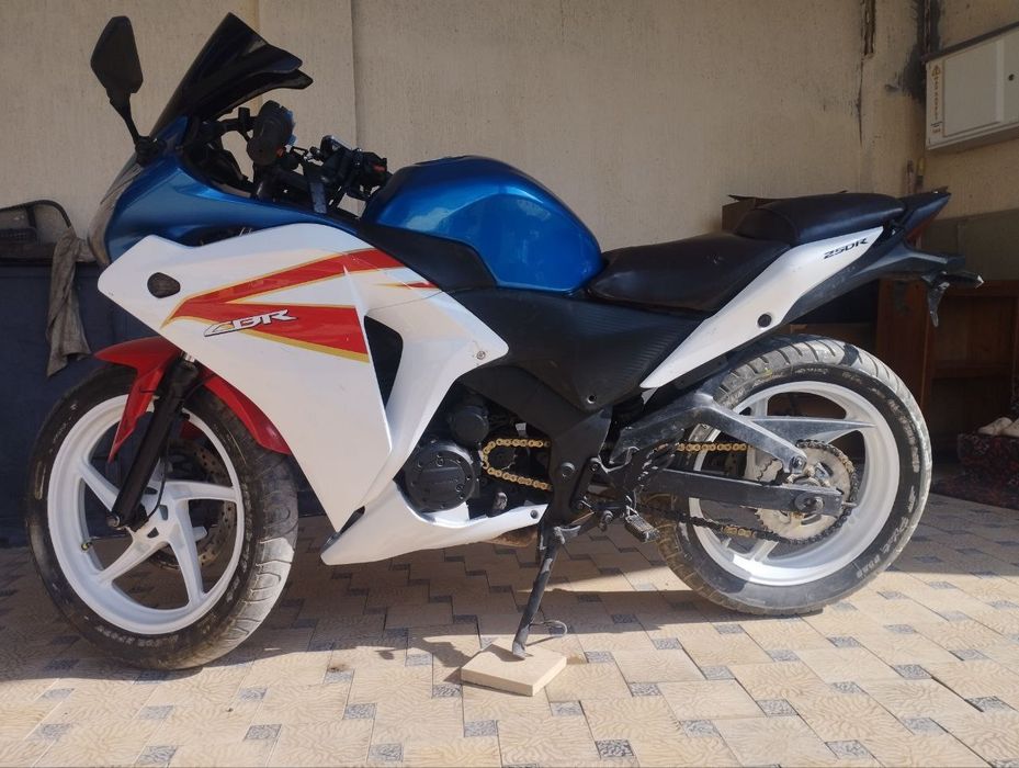 honda cbr 250 rr