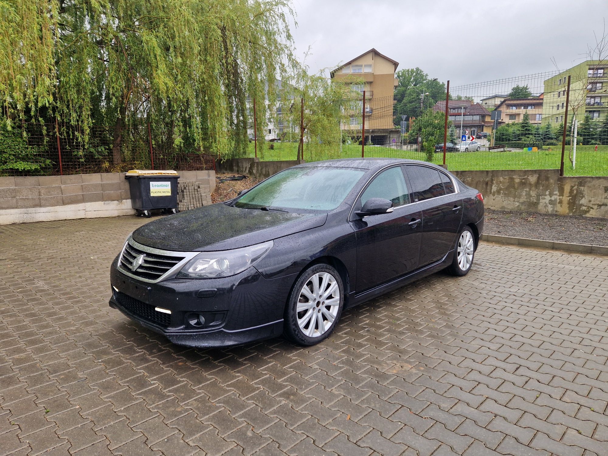 Renault Latitude 2.0 dci Initiale Paris
