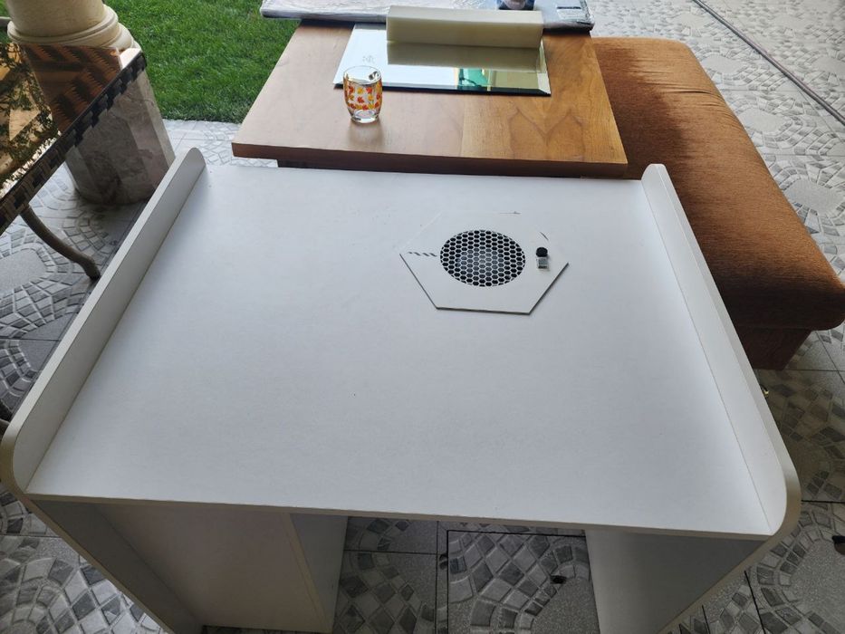 Маникюрный стол холати яхши