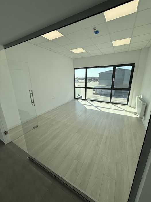 Hala si Birouri 595mp , Platforma Pavaj 1500mp