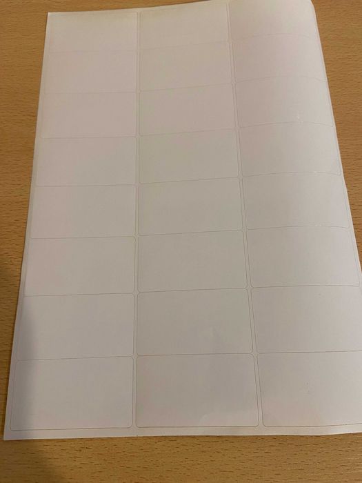 стикер самоклеящийся глянцевый