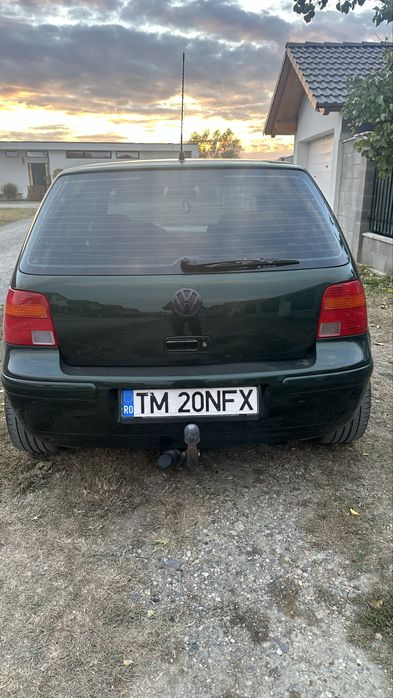 Golf 4 1.6  automat