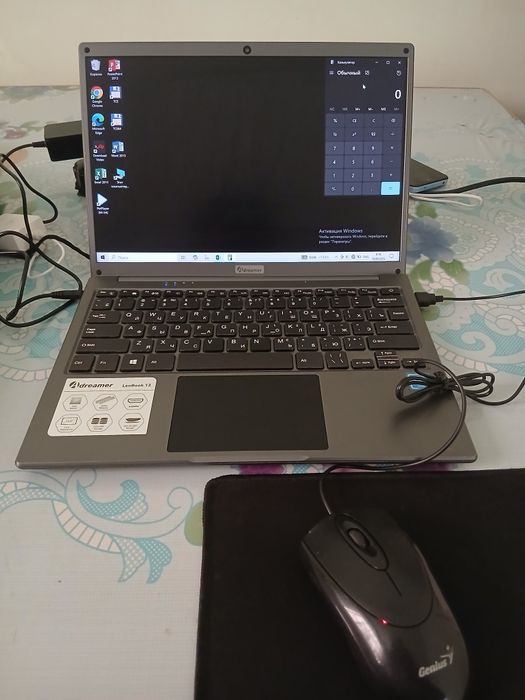 Notebook sotiladi leobook