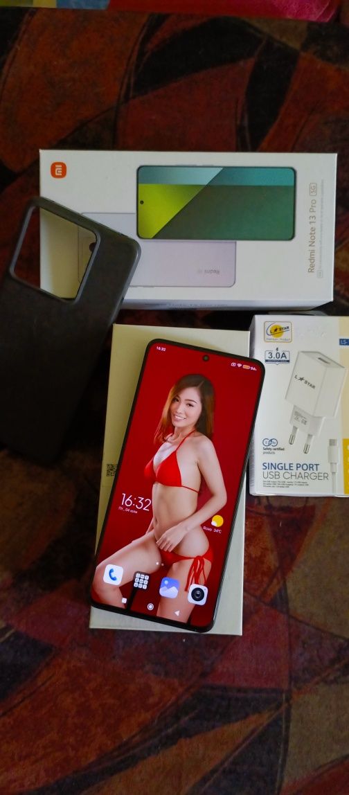 XIAOMI REDMI Note 13 Pro 5G-Перфектно състояние.8+8/256gb.Android-15