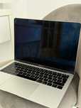 MacBook Air 13” – Argintiu