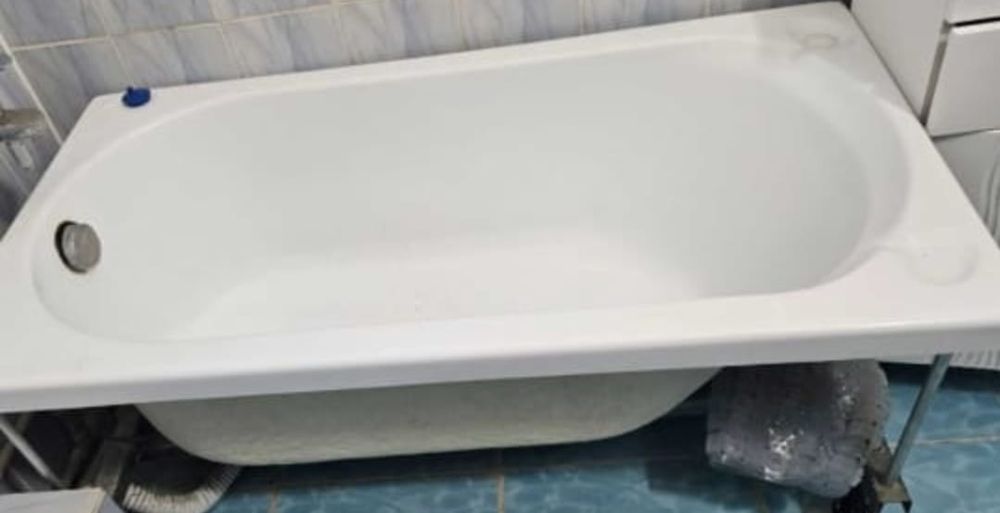 Продам акриловый ванна 15000т