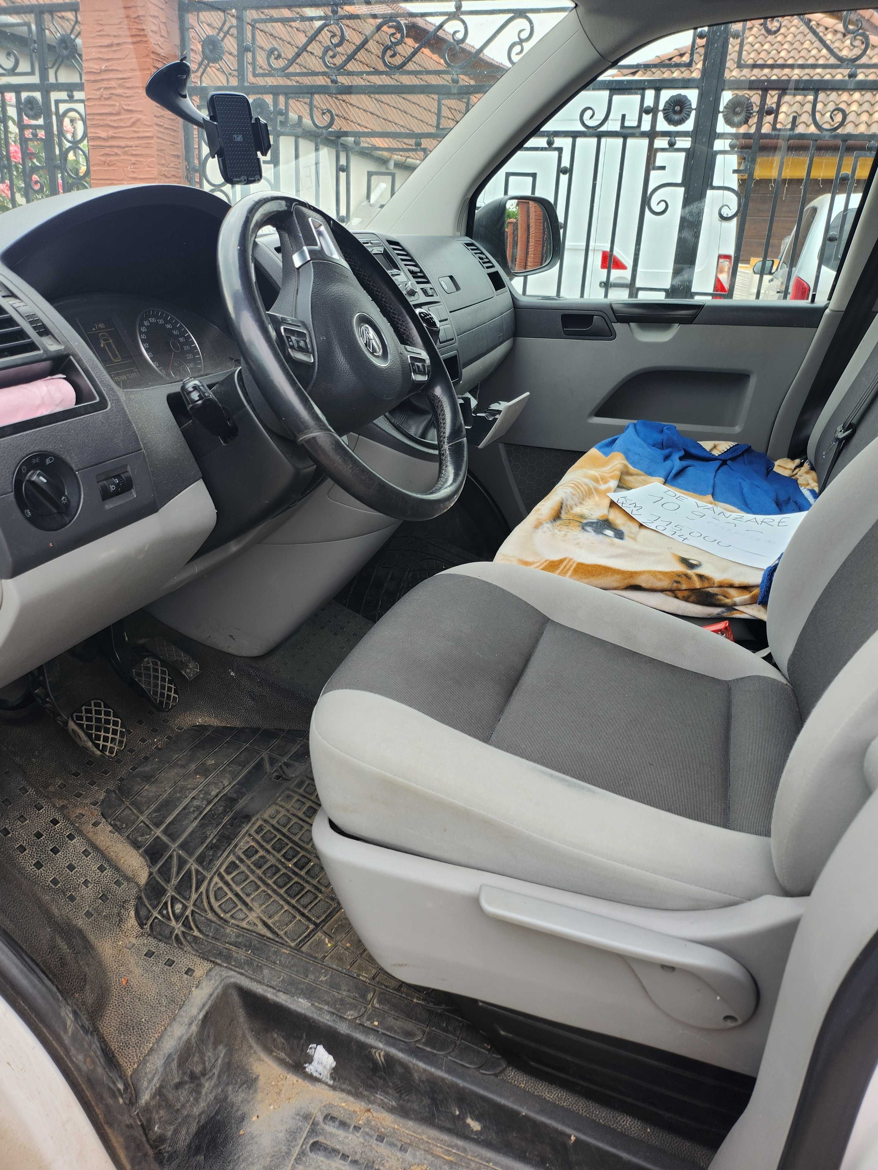 Vand vw T5 2015 in stare perfecta de functionare