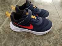Nike revolution 6