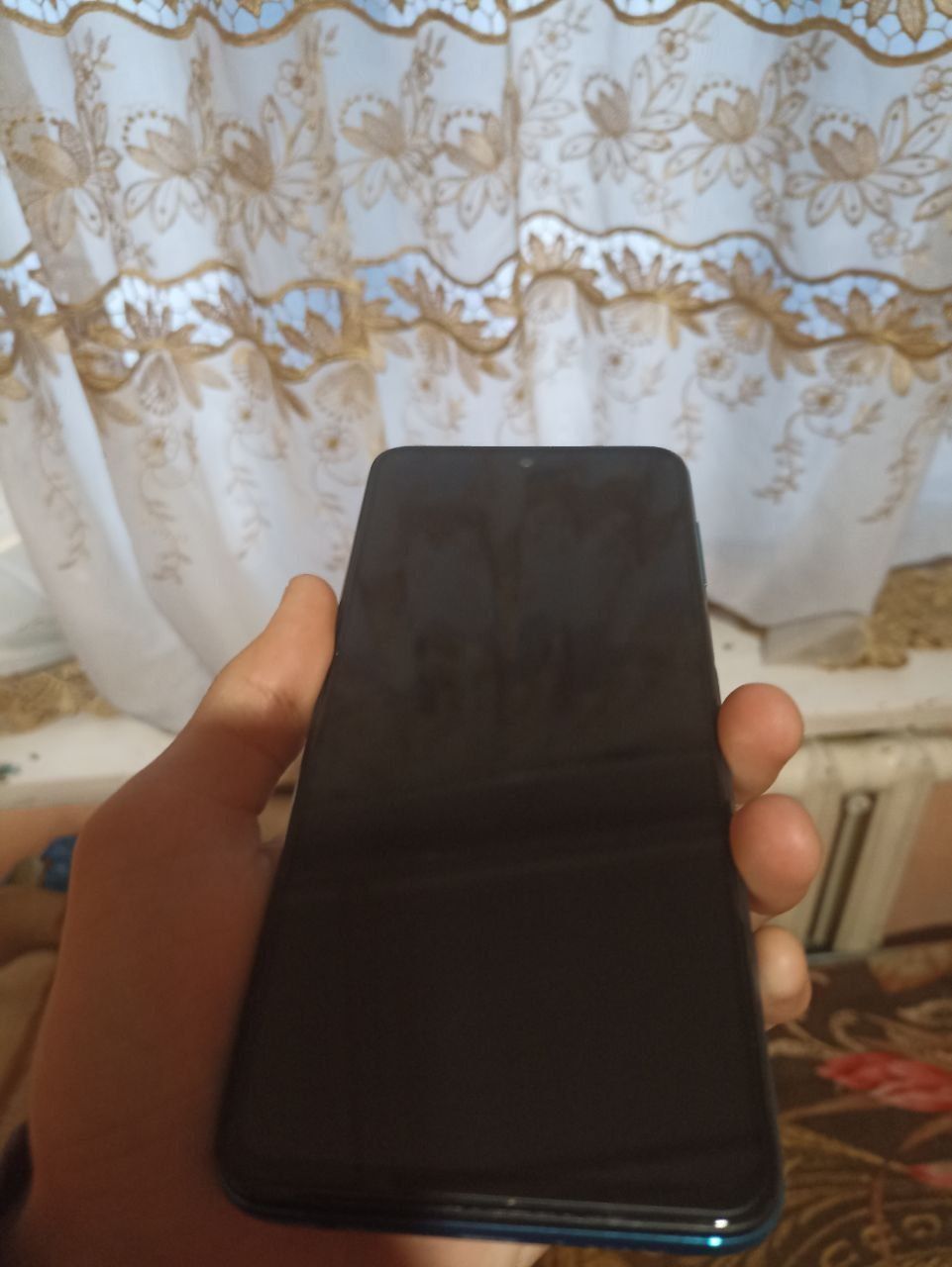 Redmi not 9 s. Ideal