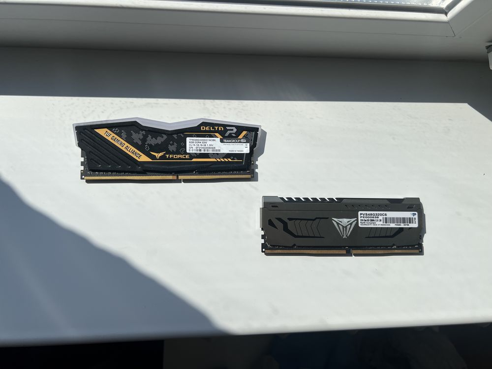 Продам оперативную память озу ddr4 3200 8+8