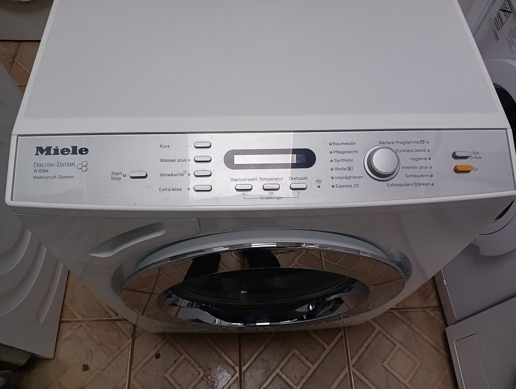 Почти нова пералня Миеле Miele W 6564  A+++ 7кг 2 години гаранция!
