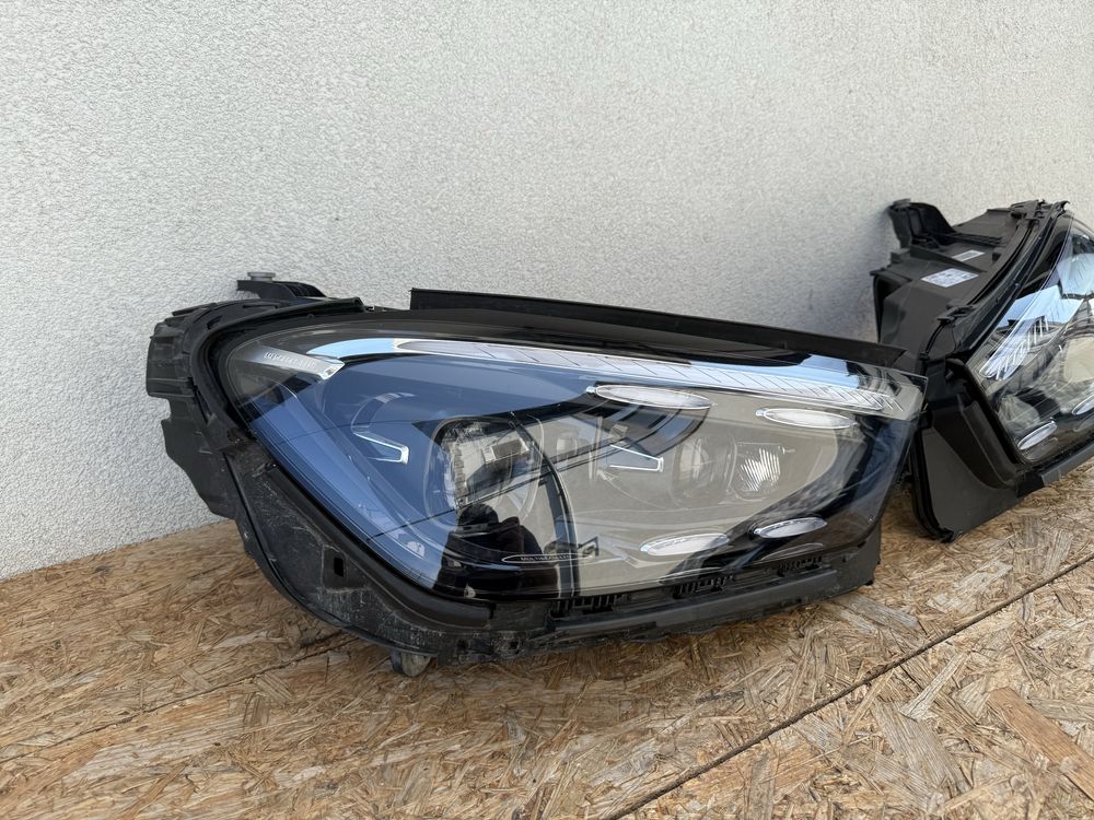 SET Far stanga dreapta Mercedes GLE W167 Facelift Full LED Multibeam