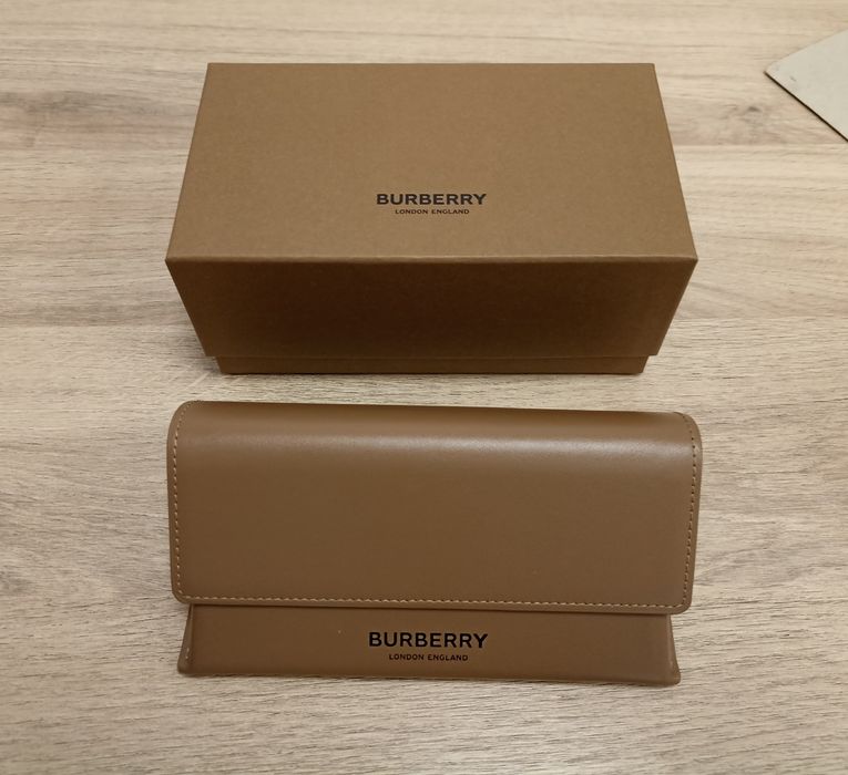 Слънчеви очила Burberry