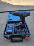Vând bormașină Erbauer 12V