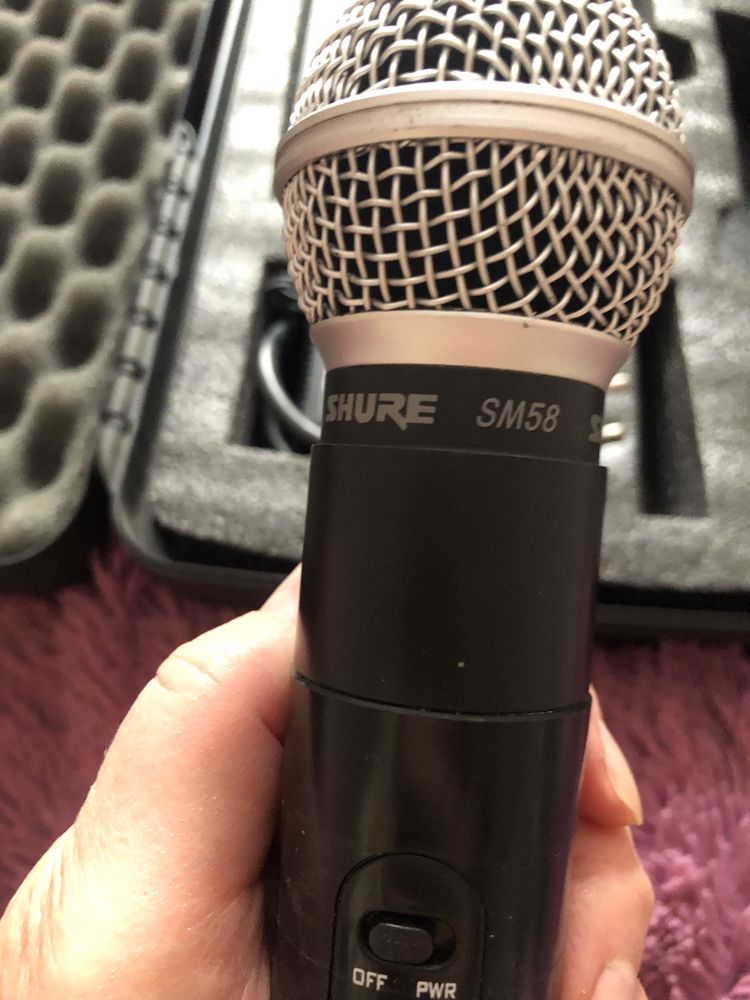 Микрофон SHURE  SM58