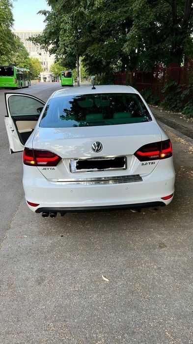 VW Jetta 2.0 TSI DSG Highline, 210 cai, automata, origine România