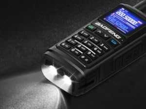 Нови модел baofeng 17m Двубандова радиостанция 5w，usb Зареждане
