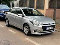 Vând mașină Hyundai i20