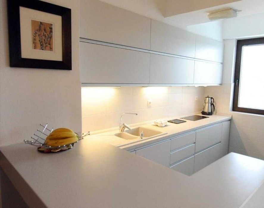 Дава се под наем Двустаен апартамент в Бургас, Възраждане - 63 кв.м за 204 € - Снимка #2