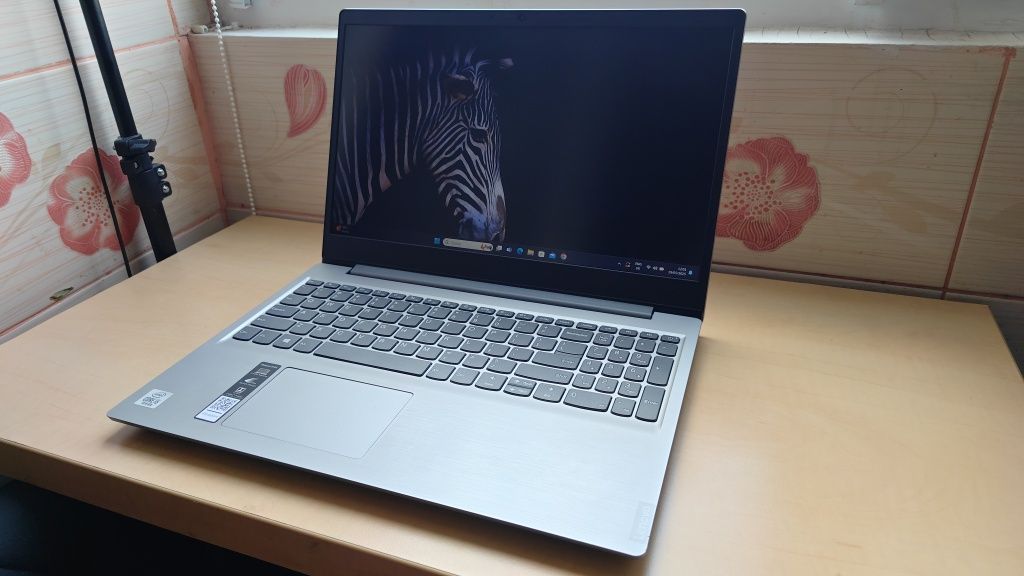 Laptop Lenovo IdeaPad S145_i5 Gen 10_12GB RAM_SSD 256_15.6"FHD_