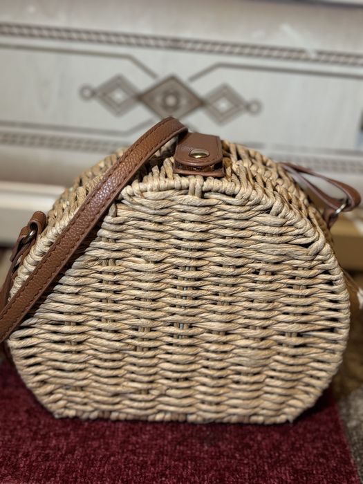 Сумки и кошелек в новом состоянии ни разу не использовала кошелек