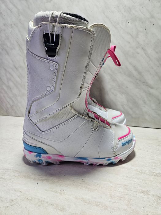 Boots 116 buti placa snowboard   Thirtytwo mărimea 38,5  (24   cm) .