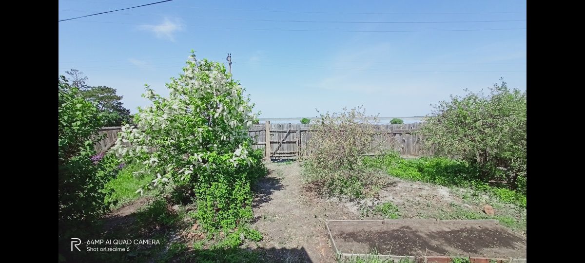 Дом п.Нагорное на берегу Каратамарского водохранилища