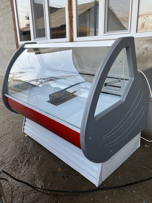 Ветринный холодильник 1.5 метр