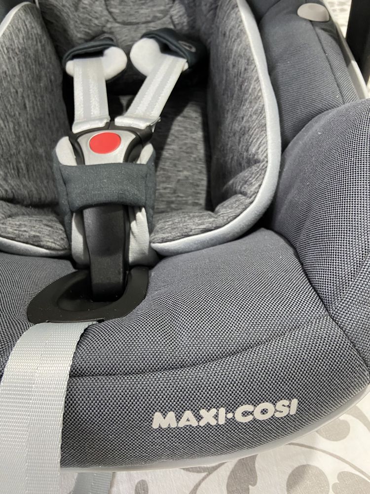 Автокресло maxi-cosi