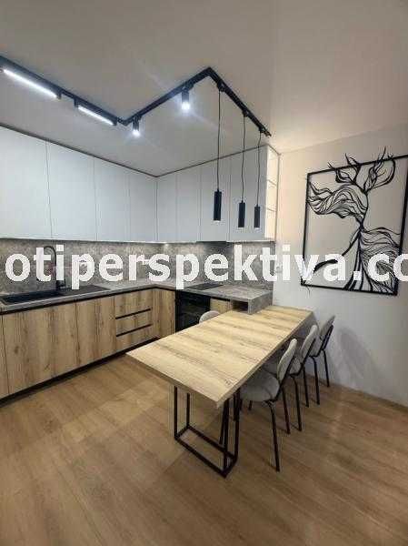 Продава се Двустаен апартамент в Пловдив, Христо Смирненски - 97 кв.м за 1787 €/кв.м - Снимка #1