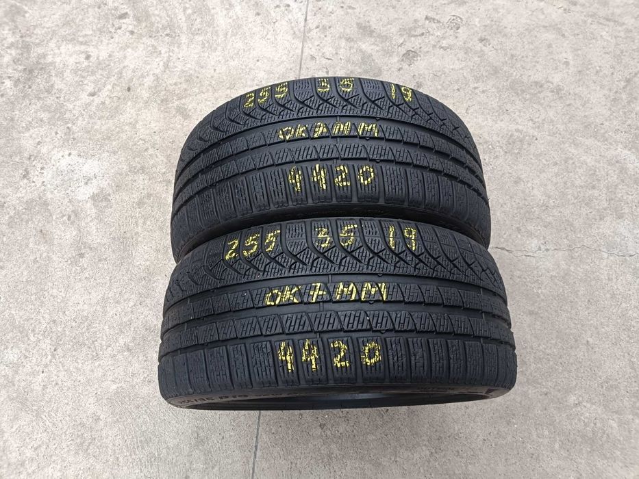 Doua anvelope iarna 255 35 19 pirelli p zero winter 7 mm 4420