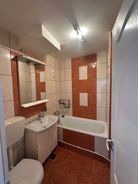 Apartament 2 camere Micro 3 Zona Piața Dunărea mobilat și Utilat.
