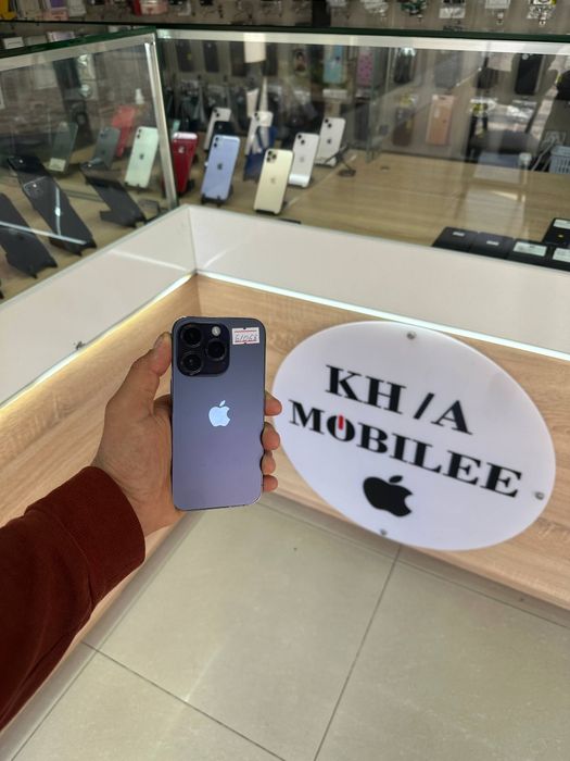 Iphone 14 pro.     .