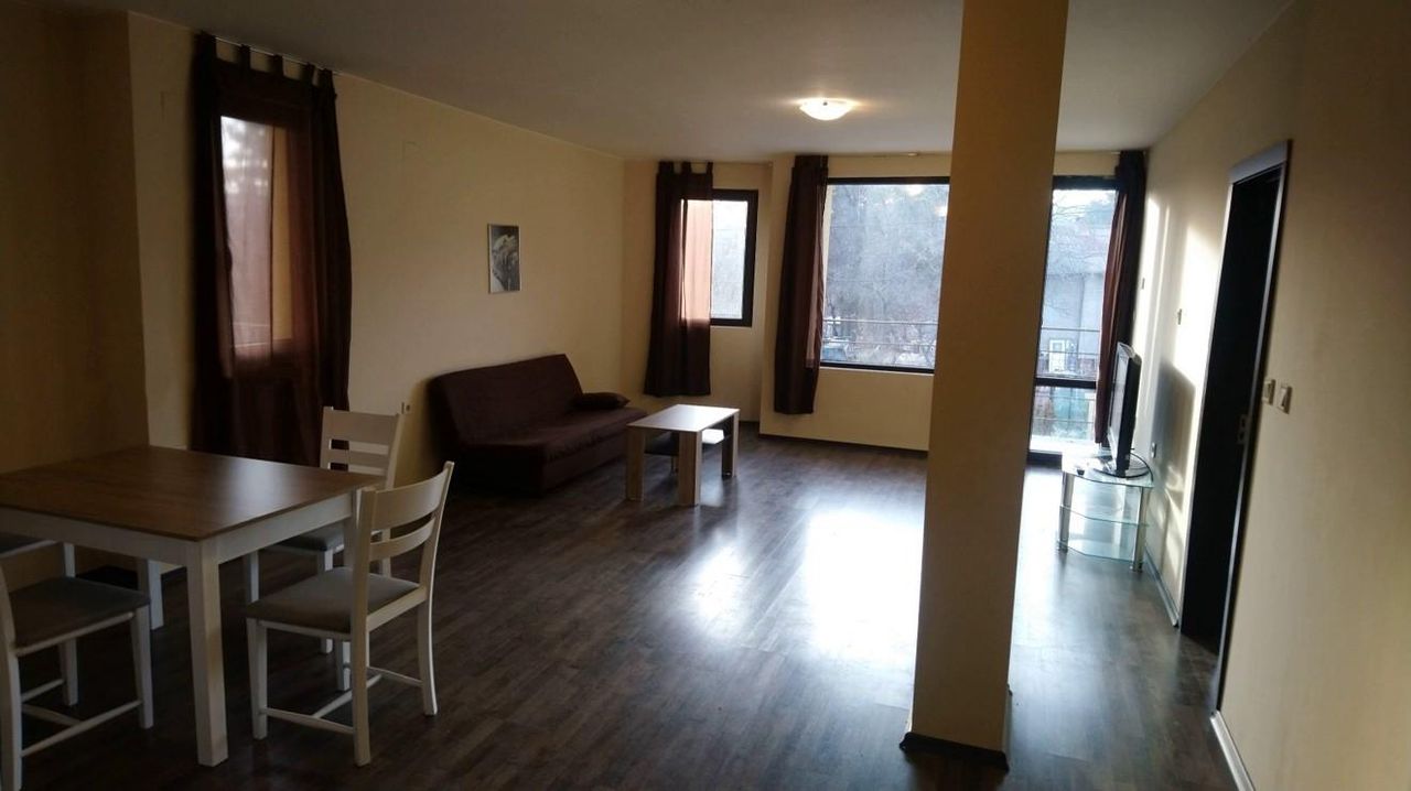 Дава се под наем Двустаен апартамент в София, Младост 4 - 90 кв.м за 600 € - Снимка #2