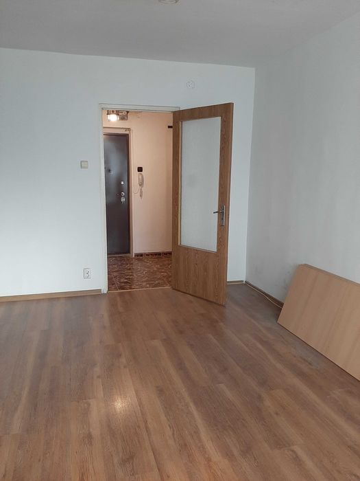 PROPRIETAR vand garsoniera 2/10 1983 Dristor Str. Laborator Kaufland
