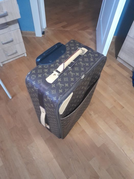 trouler louis vitton