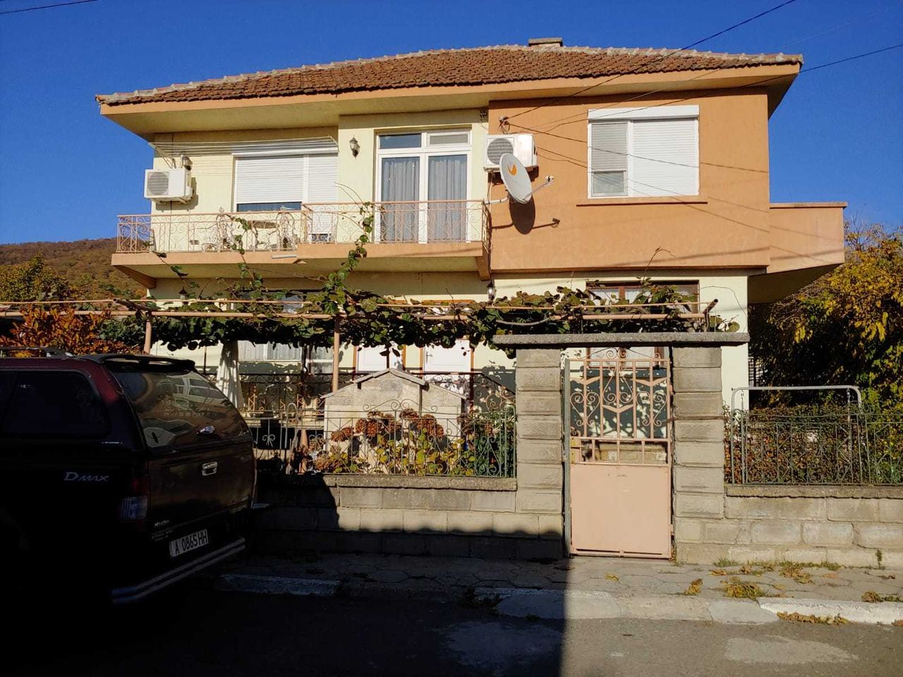 Продава се Къща в с. Кошарица, Област Бургас - 350 кв.м за 658 €/кв.м - Снимка #22