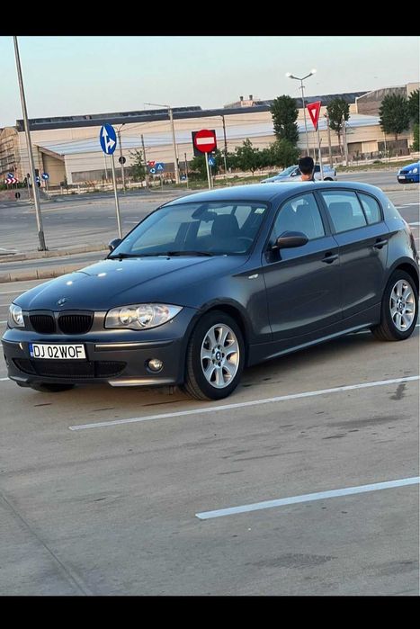 Vând bmw seria 1 , masina se poate vedea in Craiova