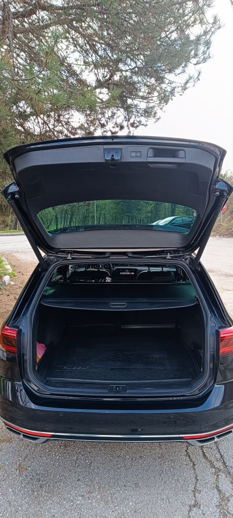 VW Passat 8/ 150кс/ R-line/ 2020г.
