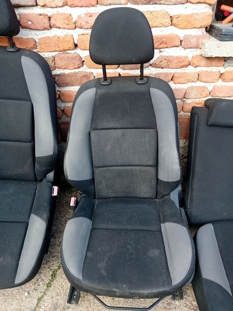 Седалки за Peugeot 207