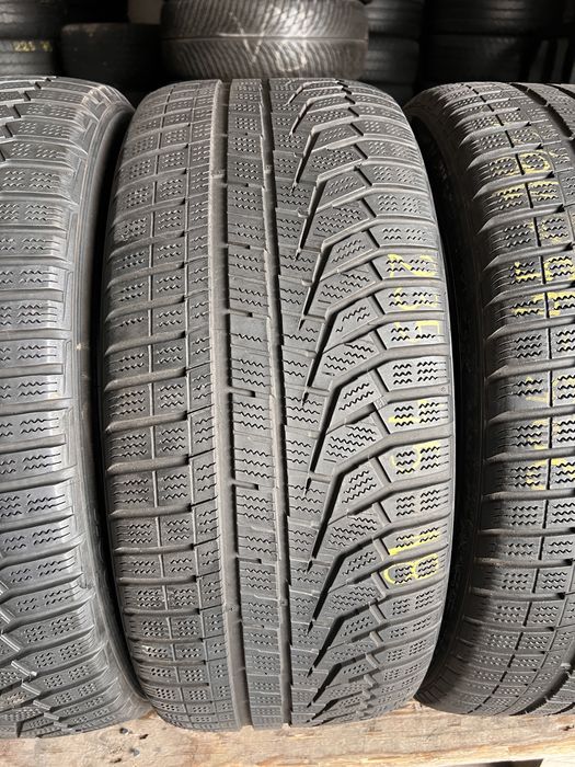 4 anvelope iarna 235/45/18 , Hankook !