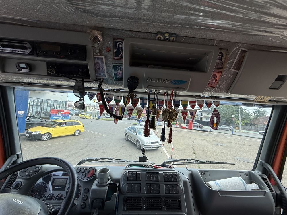 Vand basculanta 6x4, Iveco, stare perfecta, unic proprietar, km reali.