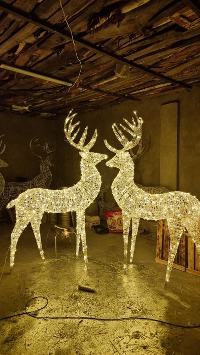 Новогодние олень 2  метра