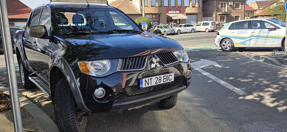 Mitsubishi L 200 4x4 climatronic