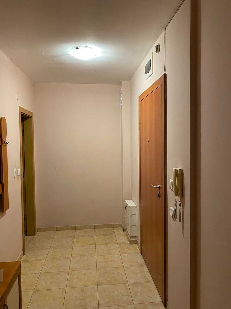 Дава се под наем Тристаен апартамент в София, Дианабад - 102 кв.м за 612 € - Снимка #7